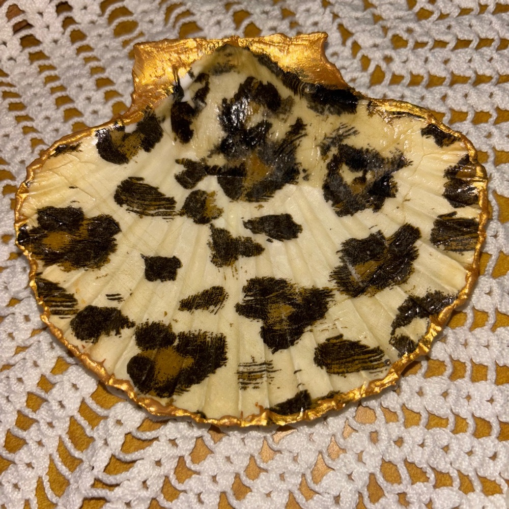 Hand Crafted Gold and Black Decorative Shell